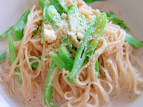 モロッコインゲンとそうめんの牛乳ソース